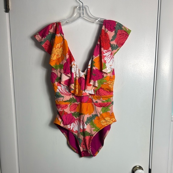 NWOT Trina Turk Standard Sunny Bloom Off Shoulder Ruffled One Piece Swimsuit - Picture 2 of 11